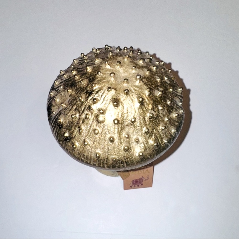 Cute Gold Mushroom Decor 8 x 6 - Picture 4 of 4